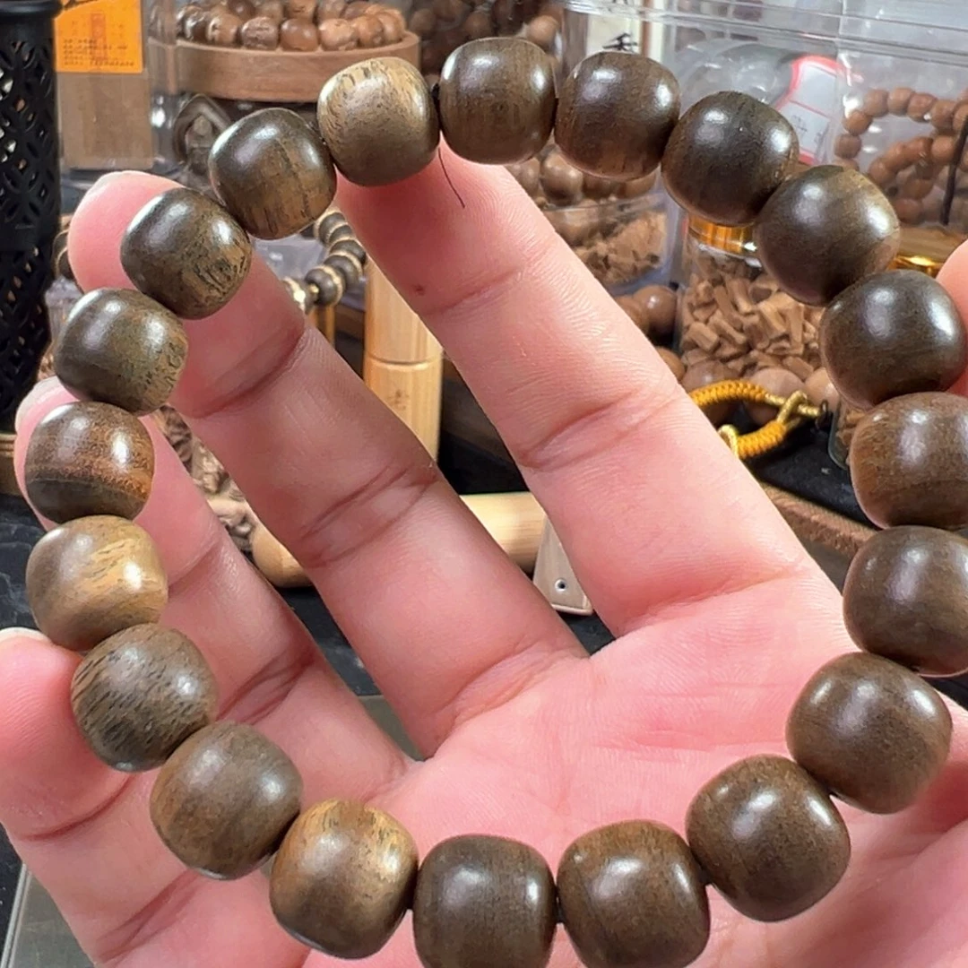 维腊木（绿檀）无事牌绿檀横纹卡11超精工