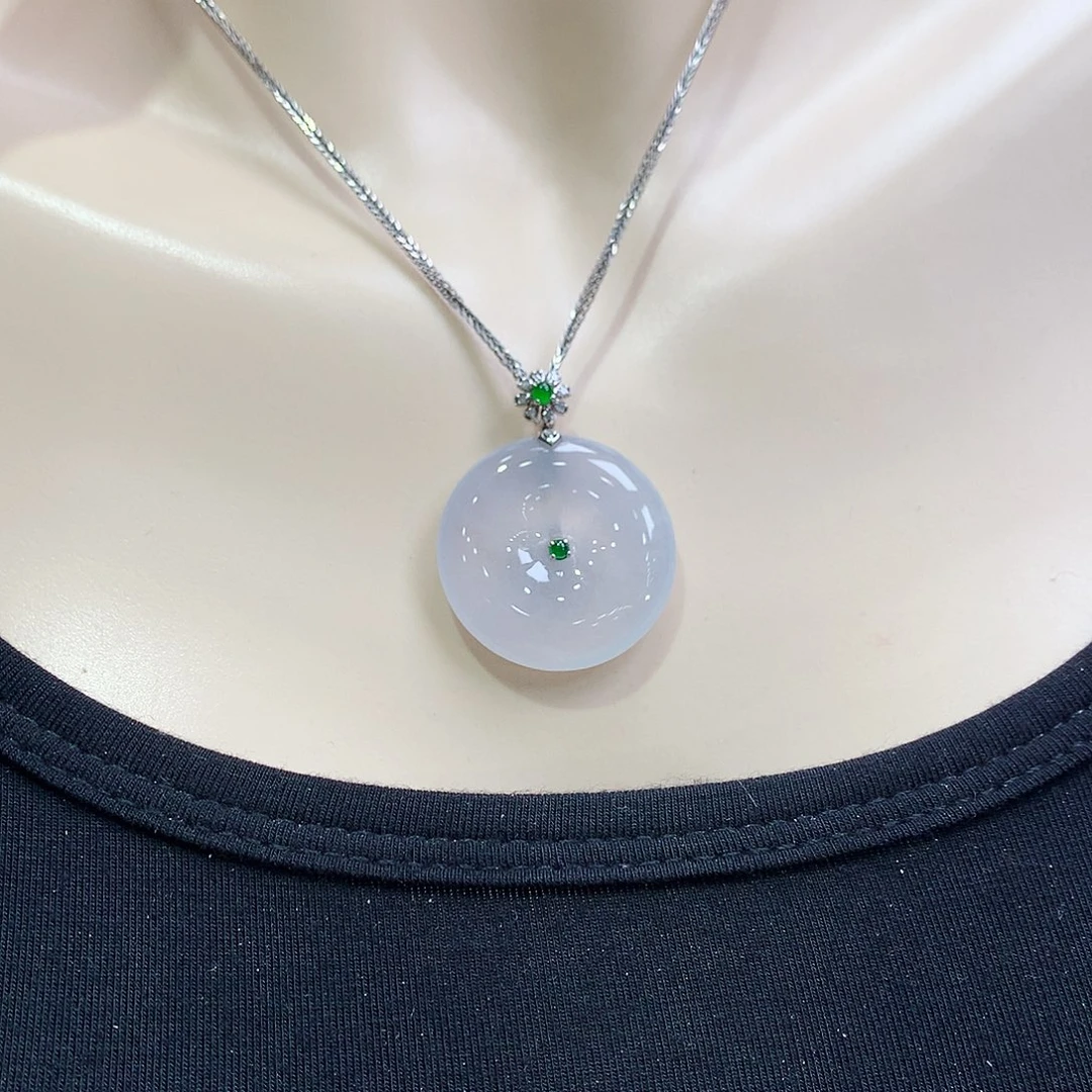 翡翠颈饰18K金镶嵌平安扣