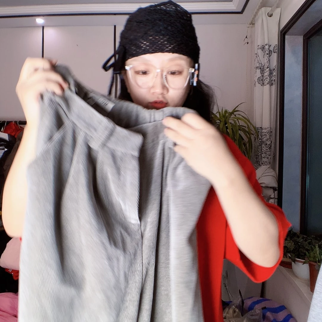 【闪购商品】都**在条绒裤
