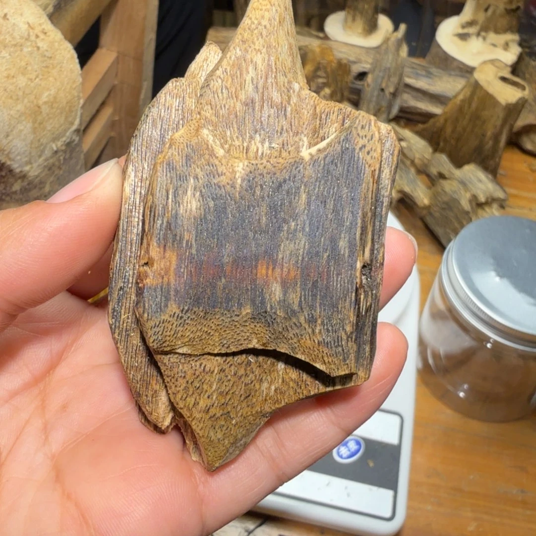 棋楠沉香白奇块料37k