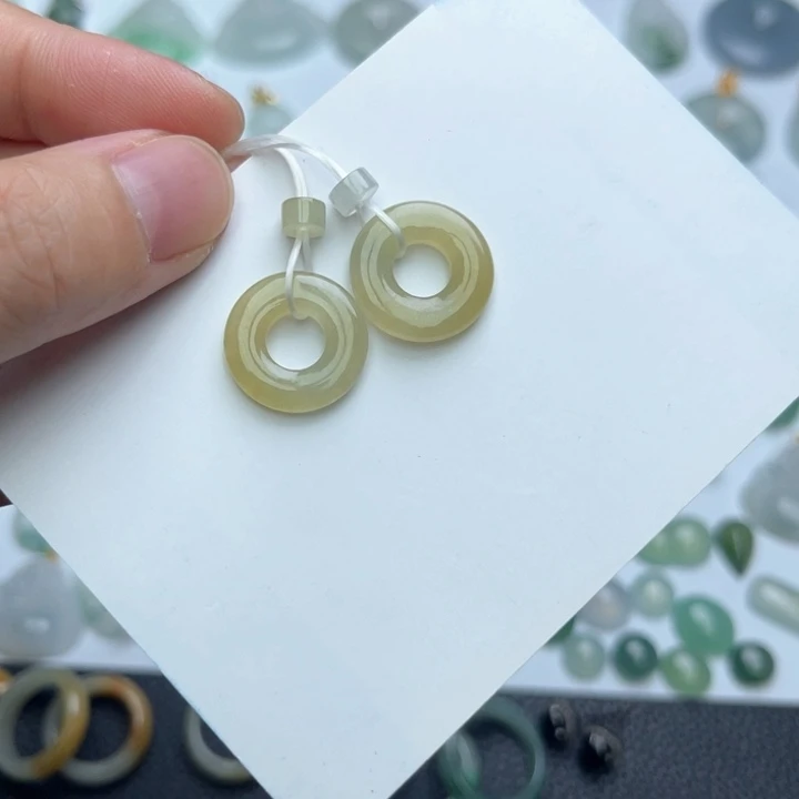 未镶嵌翡翠耳饰黄翡甜甜圈一对