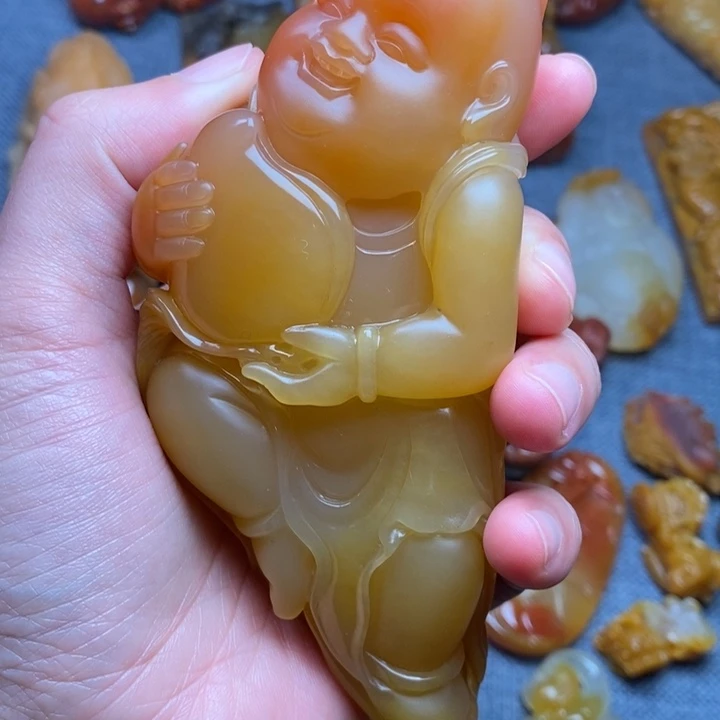 石英质玉（黄龙玉）合金颈饰