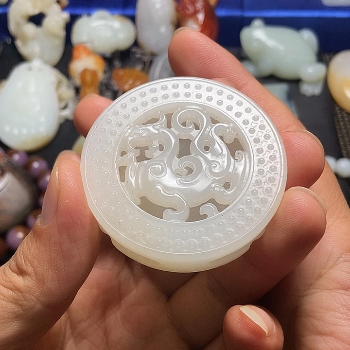 未镶嵌和田玉挂件