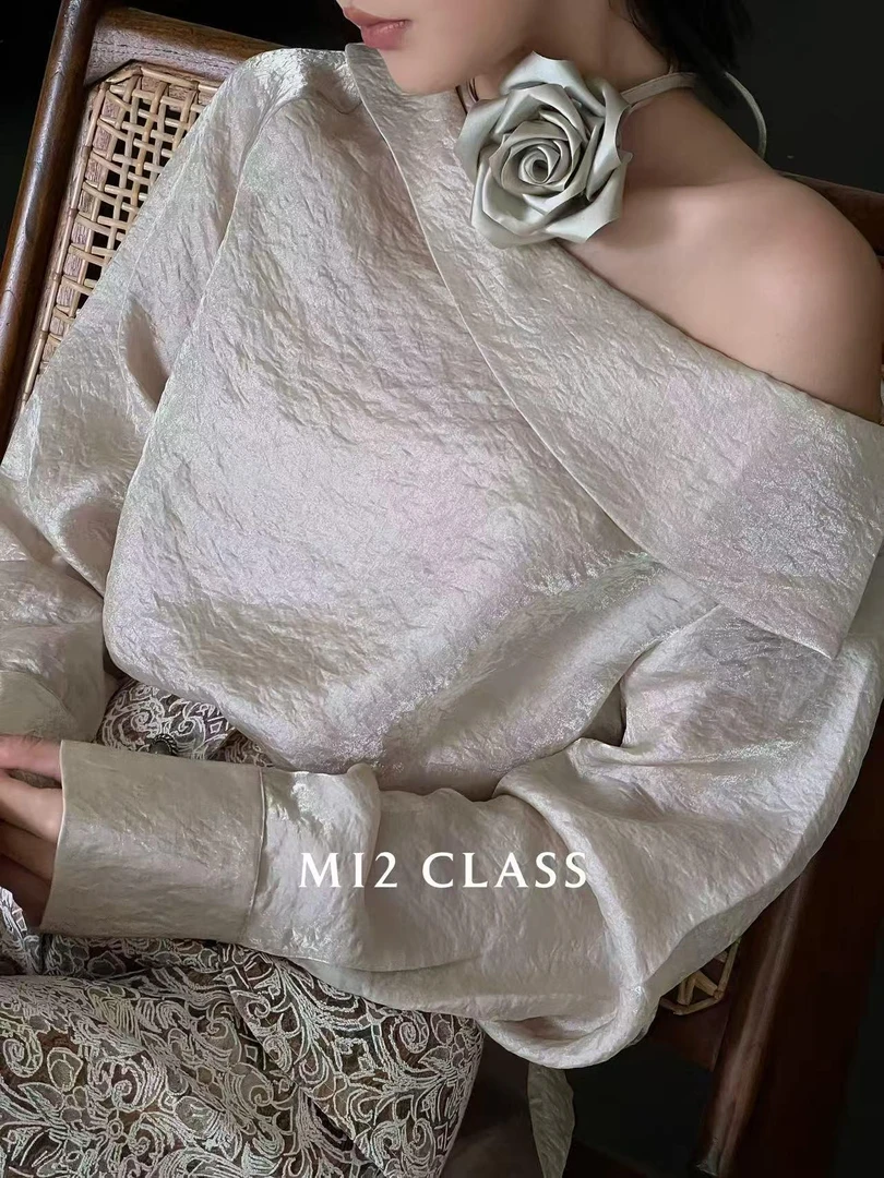杨杨 MI2-气质玫瑰上衣E3068