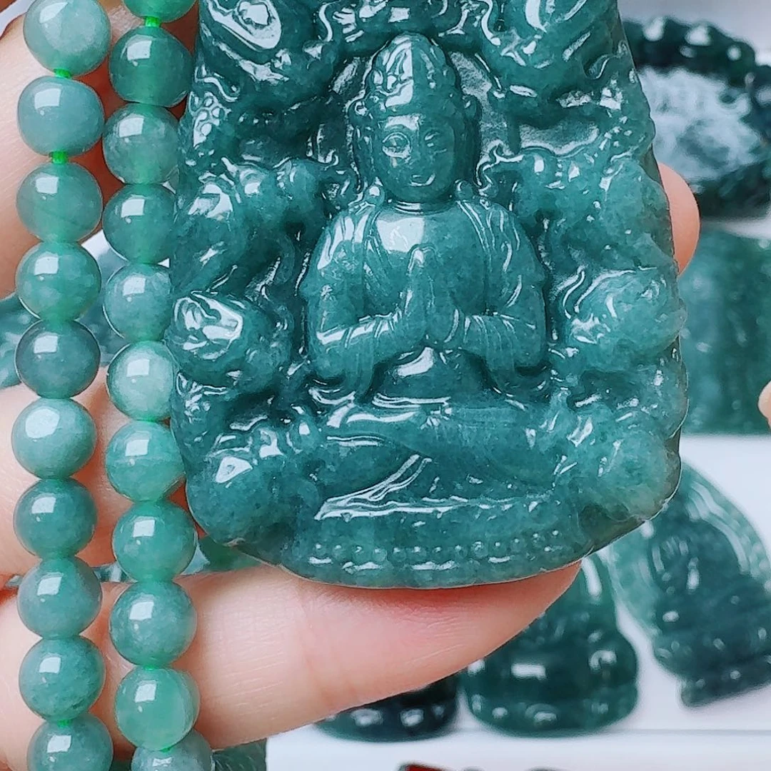 翡翠未镶嵌颈饰111
