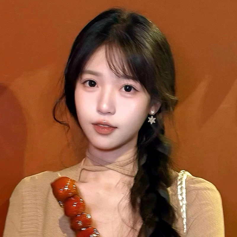 铜合金耳饰 1133 「冬日初雪」氛围感雪花珠珠耳钉高级感秋冬耳饰