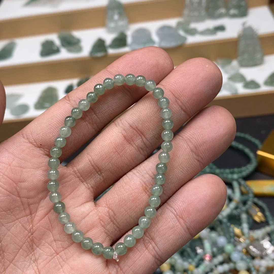 翡翠未镶嵌手链天然a货翡翠70