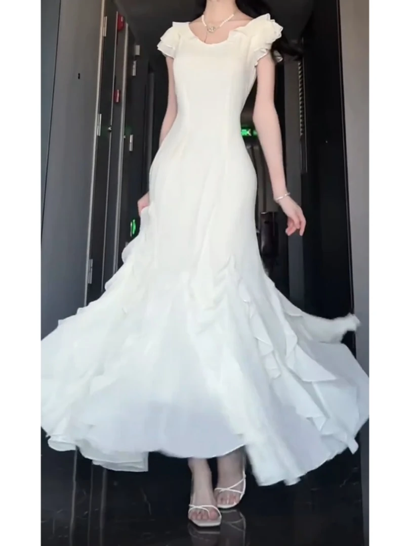 2086新款法式高级感小飞袖白色连衣裙子女夏季气质收腰鱼尾裙长裙