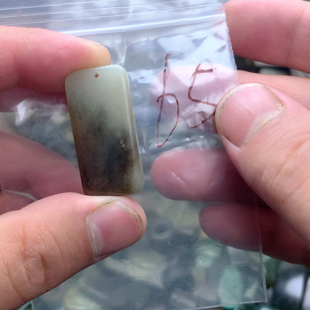 —***—独山玉未镶嵌珠宝半成品