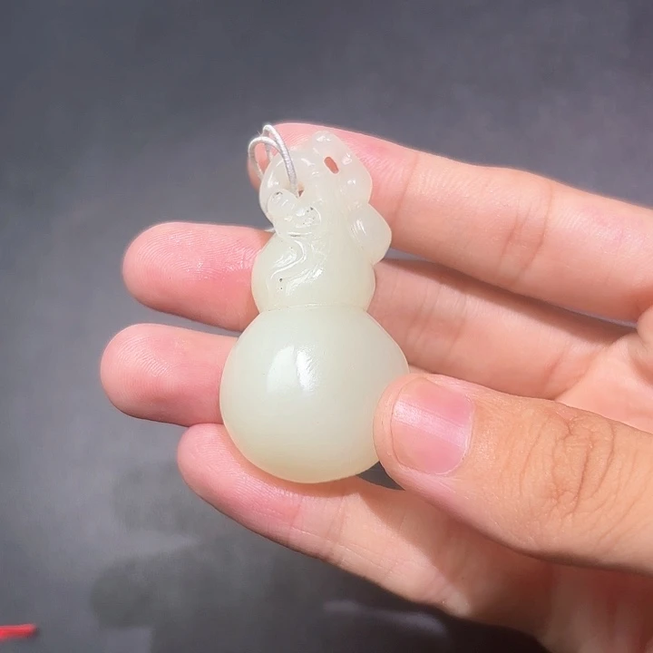 和田玉未镶嵌挂件鱼