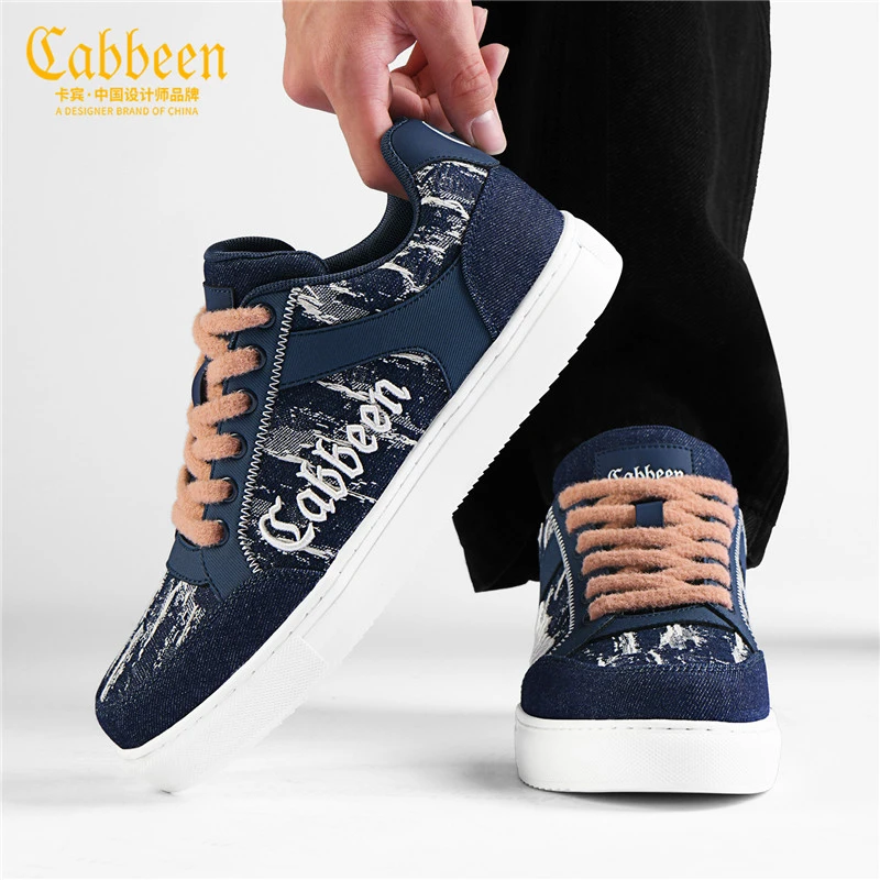 卡宾男鞋2025新款冬季蓝色印花休闲板鞋舒适百搭潮流时尚复古男鞋