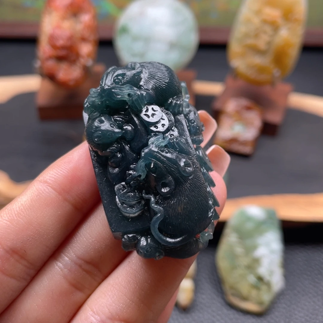 定制翡翠未镶嵌翡翠