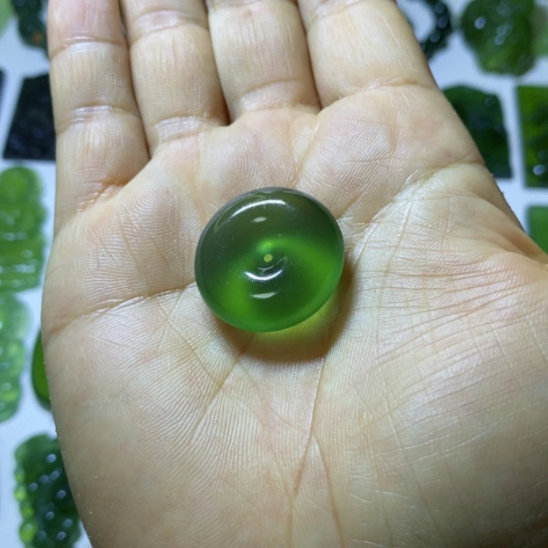 【闪购商品】未镶嵌蛇纹石玉颈饰