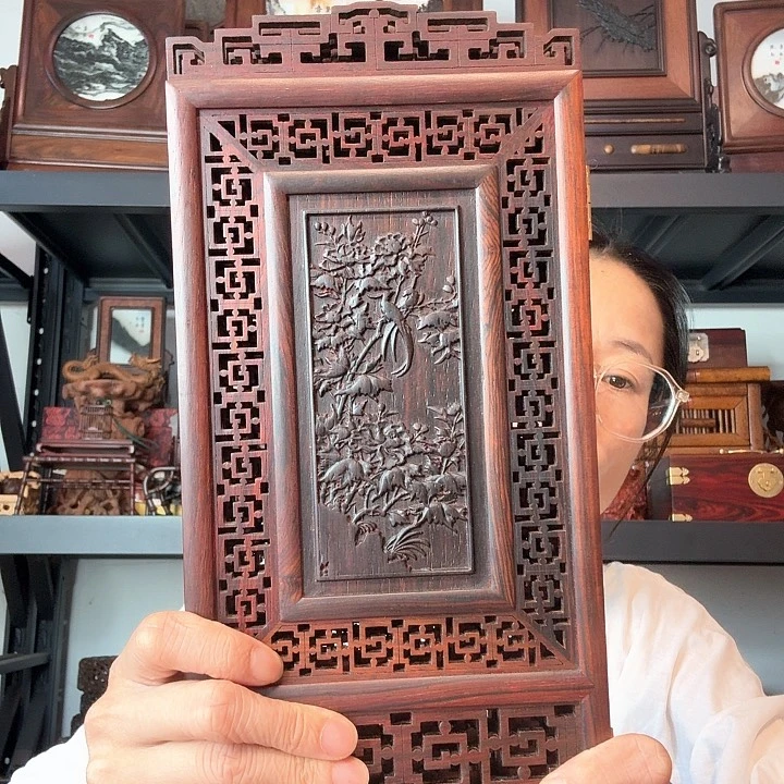 4页折叠屏风1幅大红酸枝