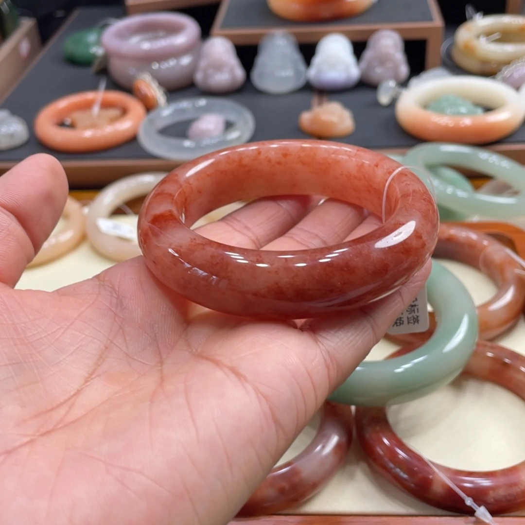 石英岩玉手镯未镶嵌罗**骑