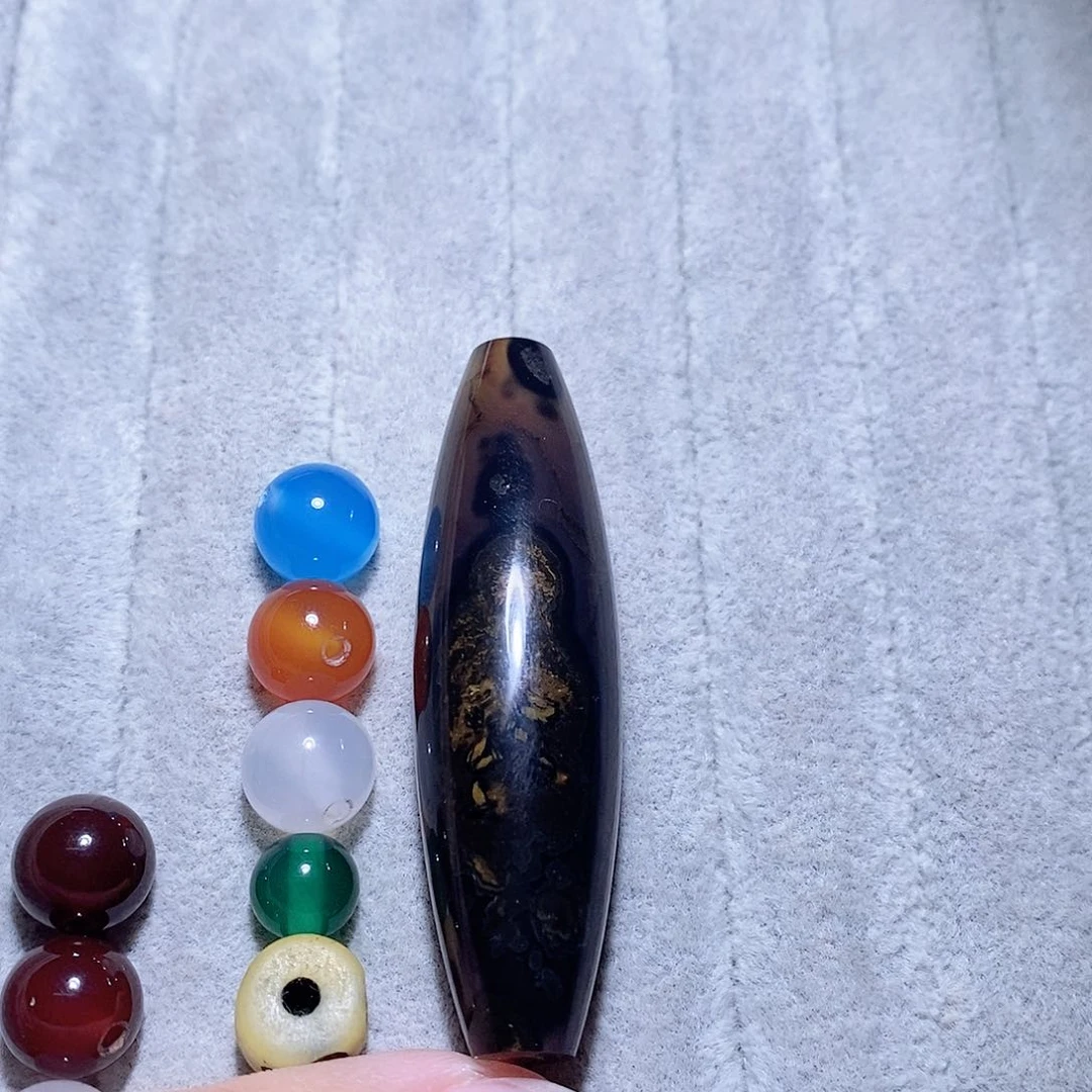 玛瑙/玉髓颈饰未镶嵌龙**三