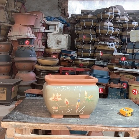 紫砂花盆四方一个