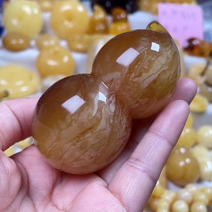 蜜蜡裸石未镶嵌蜜糖白花葫芦