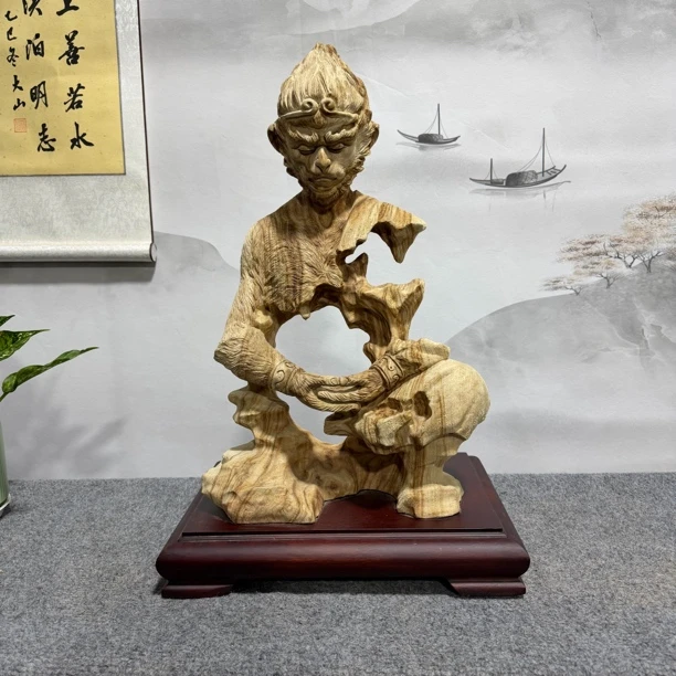 孙悟空 大圣 香樟木 木雕 长35宽23高55