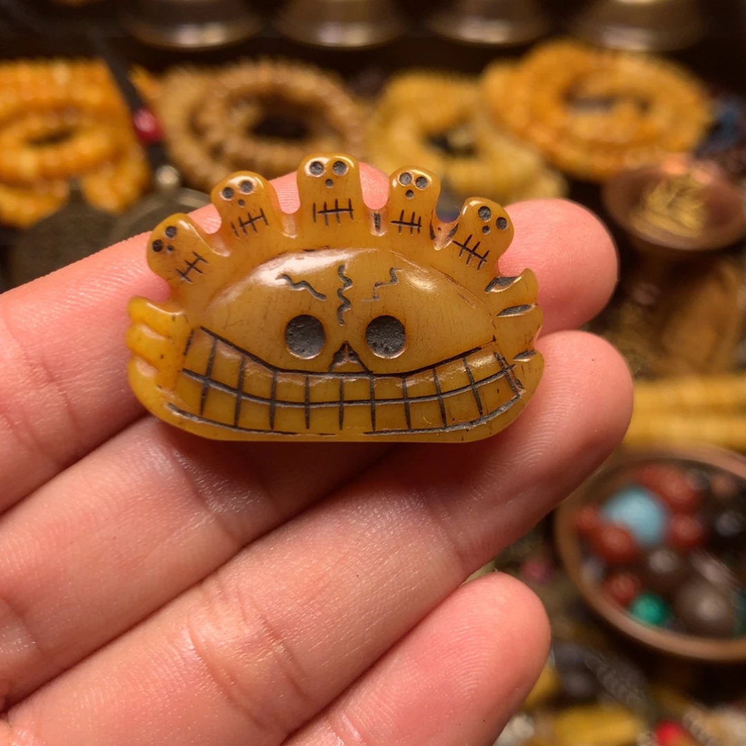 泥塑娘啦擦擦骰子