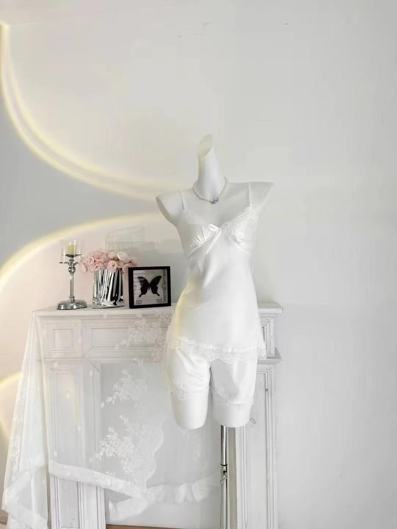 法式蕾丝边吊带+短裤睡衣套装663443