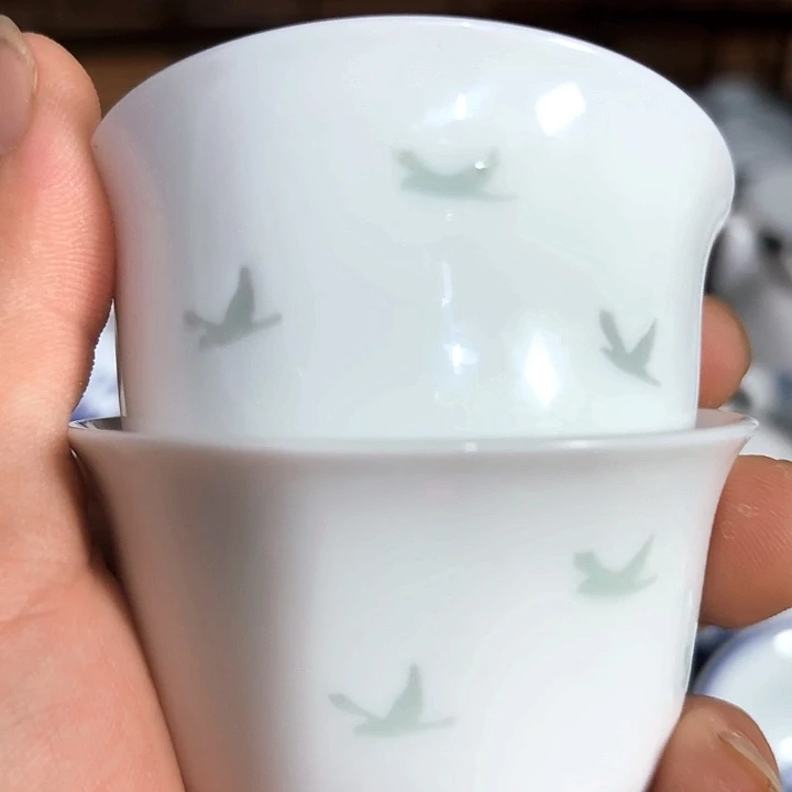 景德镇陶瓷小茶杯