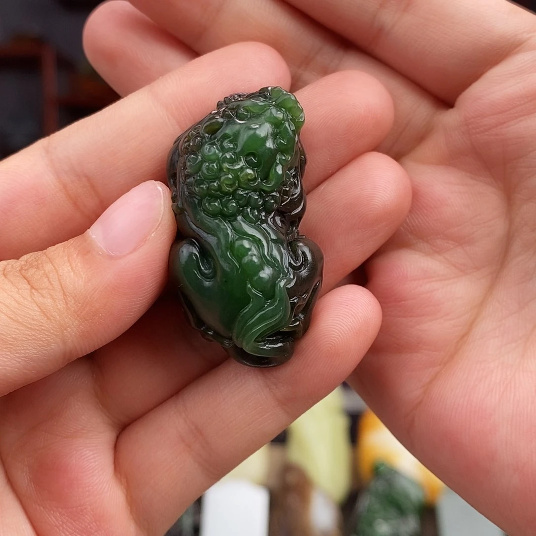 大***大和田玉未镶嵌挂件