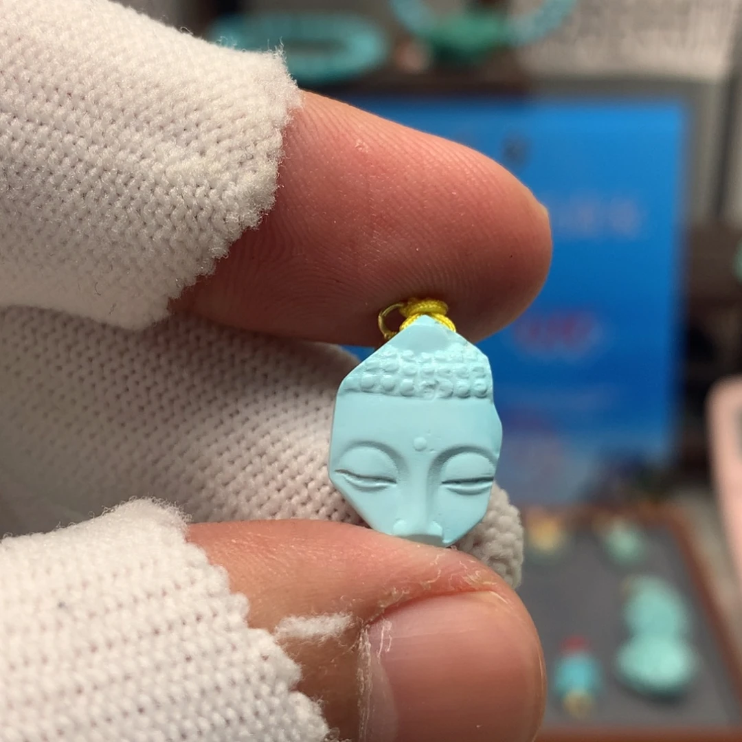 绿松石未镶嵌挂件