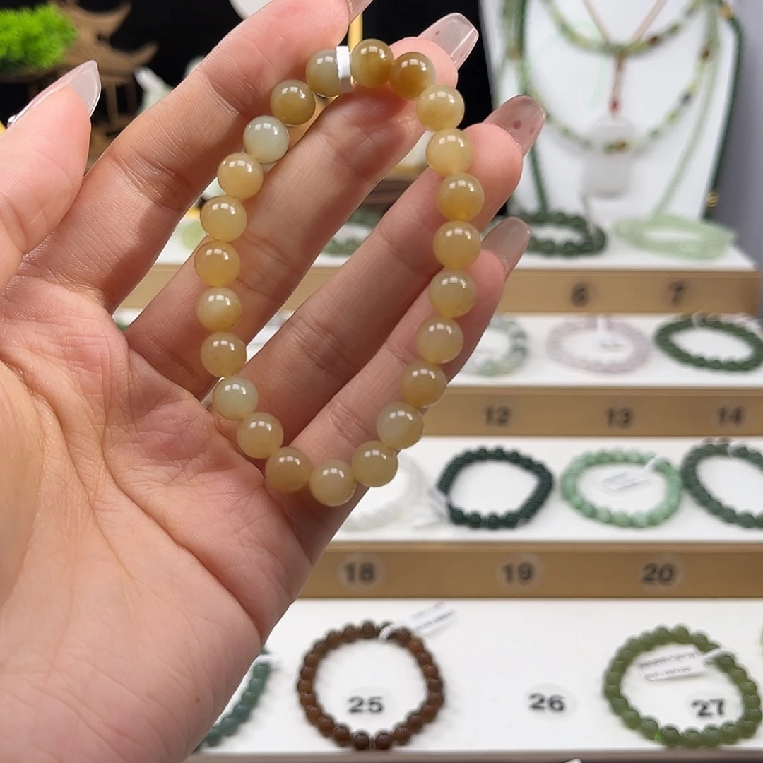 伊***6和田玉未镶嵌手串