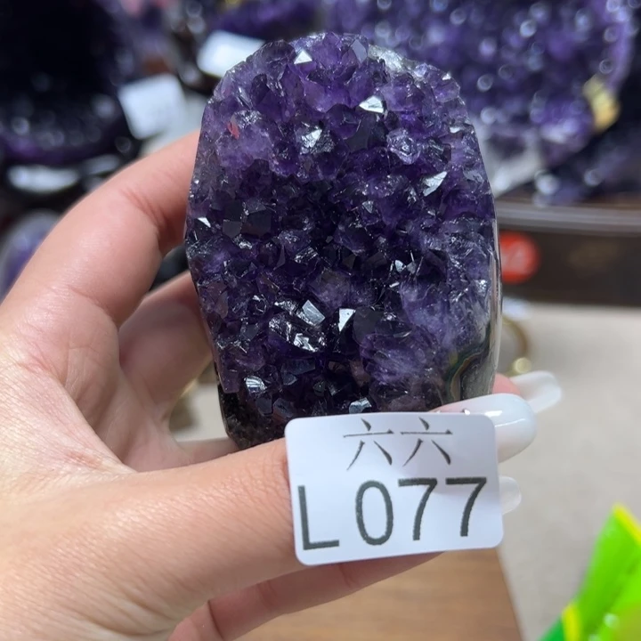 水晶未镶嵌大型摆件（非配饰）摆件