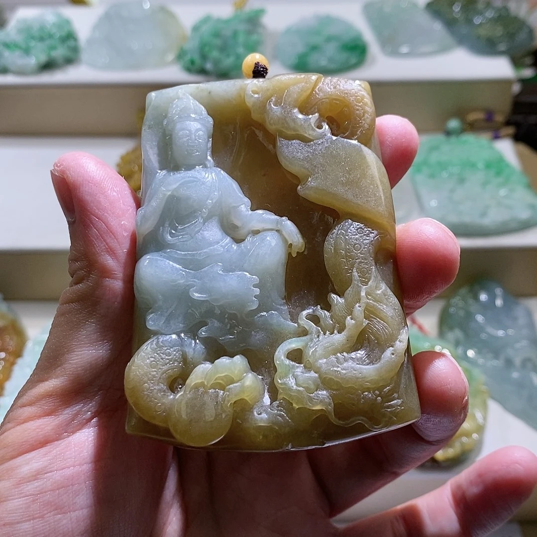 【闪购商品】翡翠颈饰未镶嵌观音