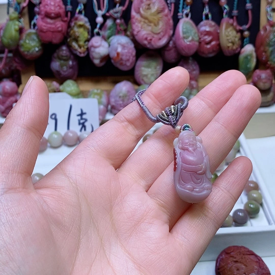 玛瑙/玉髓盐源玛瑙吊坠未镶嵌