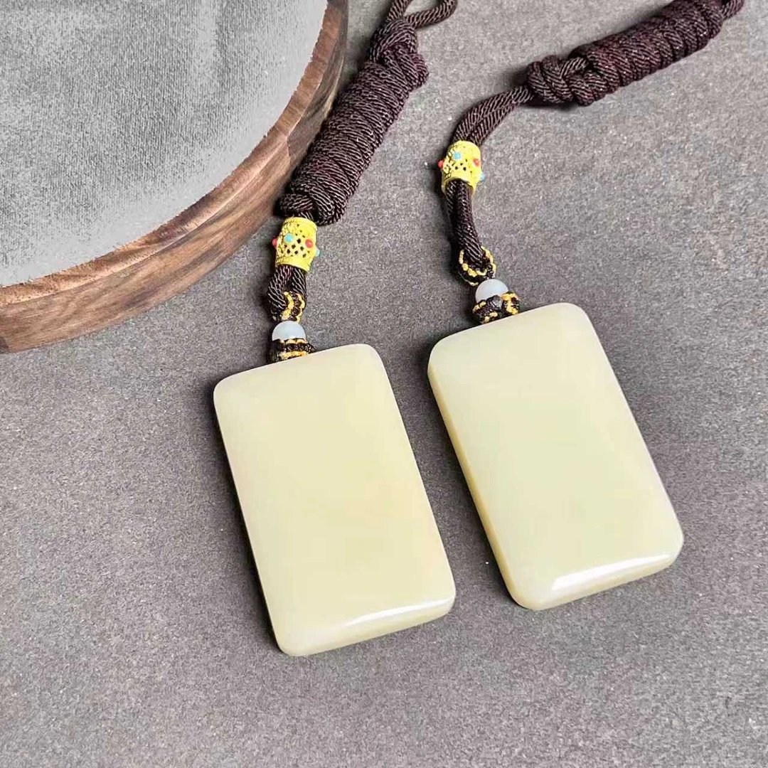 和田玉精品白玉无事牌暖白吊坠 多样性发一件 约50×30×10mm-A09