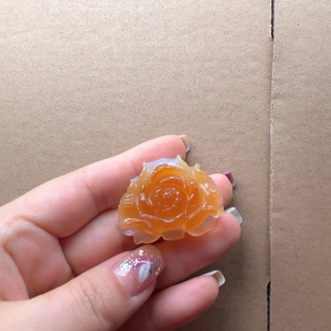 玛瑙/玉髓颈饰合金