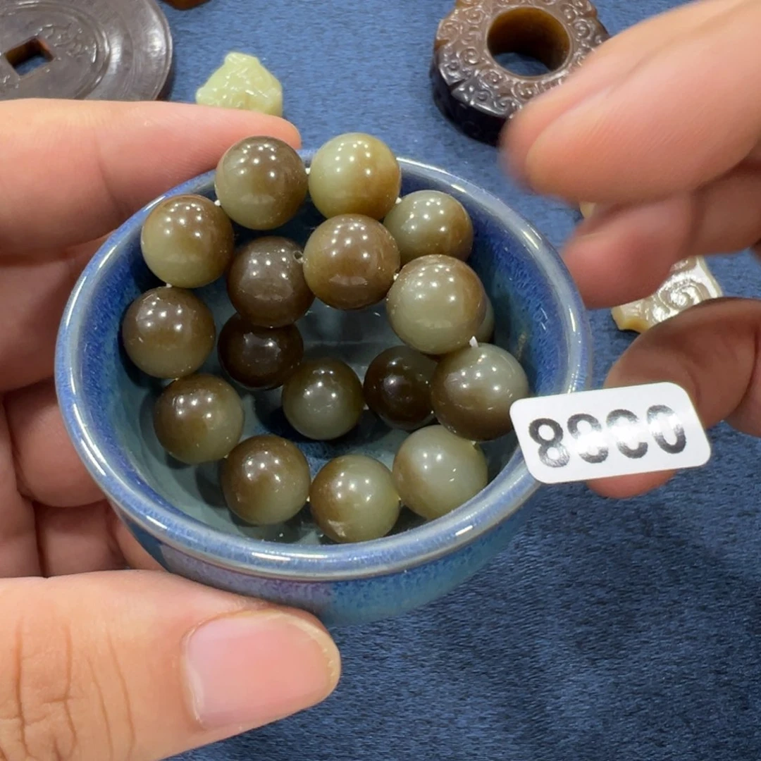 盘欣****y新号开播一漏到底