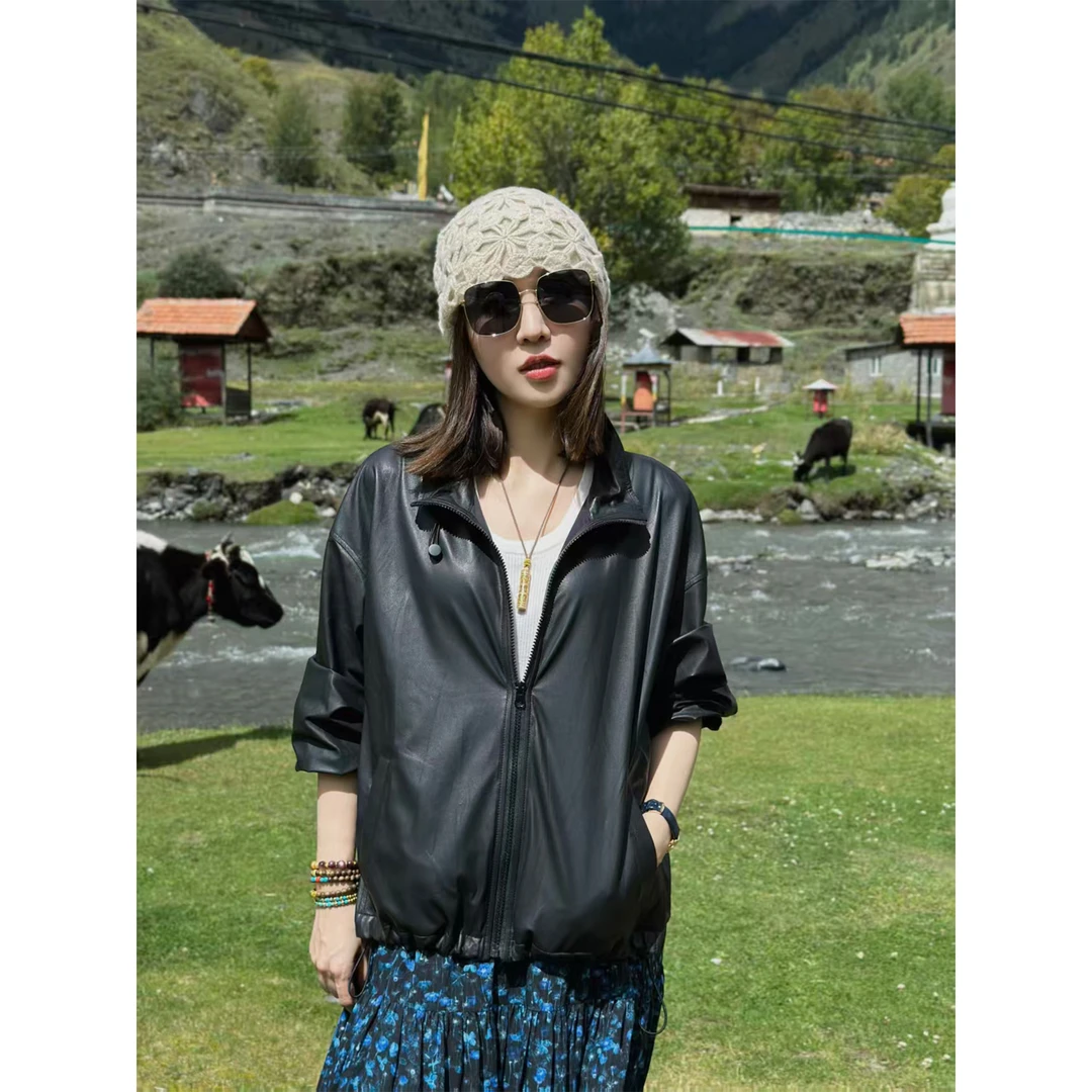 JESSICA WU极简通勤廓形光泽感黑色立领拉链绵羊皮外套2575407001