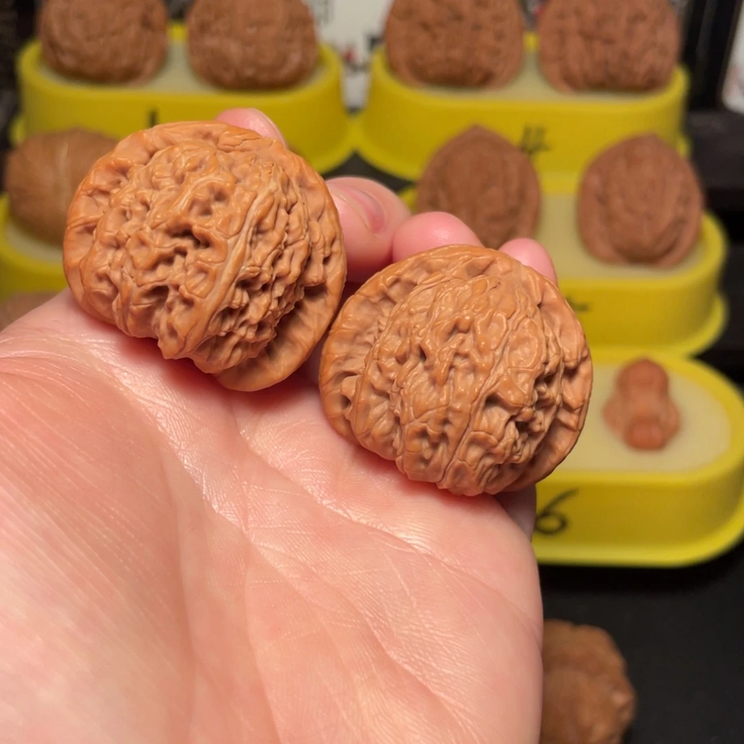 把件文玩核桃36尺白狮子核桃