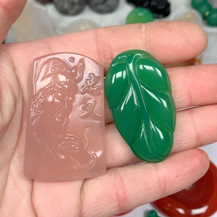 玛瑙/玉髓颈饰未镶嵌静**语