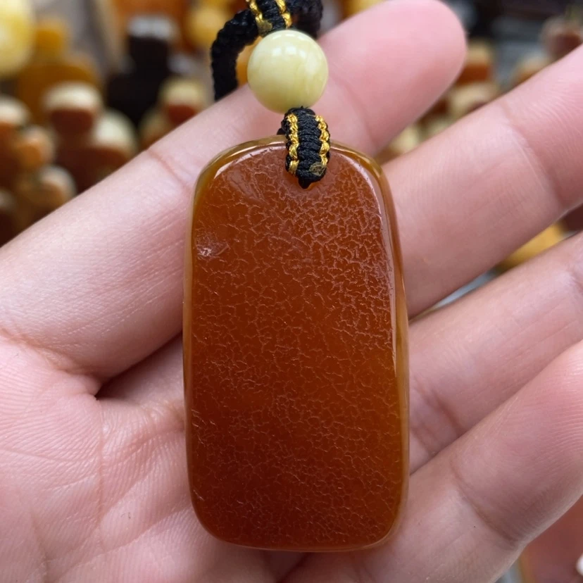 【闪购商品】琥珀颈饰未镶嵌