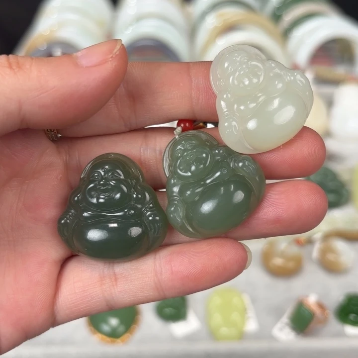 和田玉吊坠未镶嵌