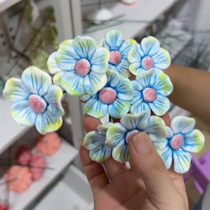 满20元发货爱退款的拉黑一朵