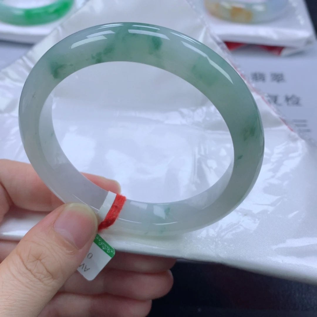 翡翠手镯未镶嵌缅甸天然翡翠手镯60圈口