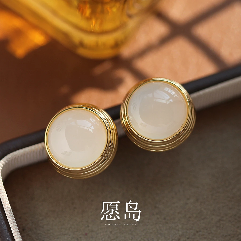 愿岛 黄铜耳饰 法式气质优雅风简约藕粉色琉璃金属耳钉EH2406