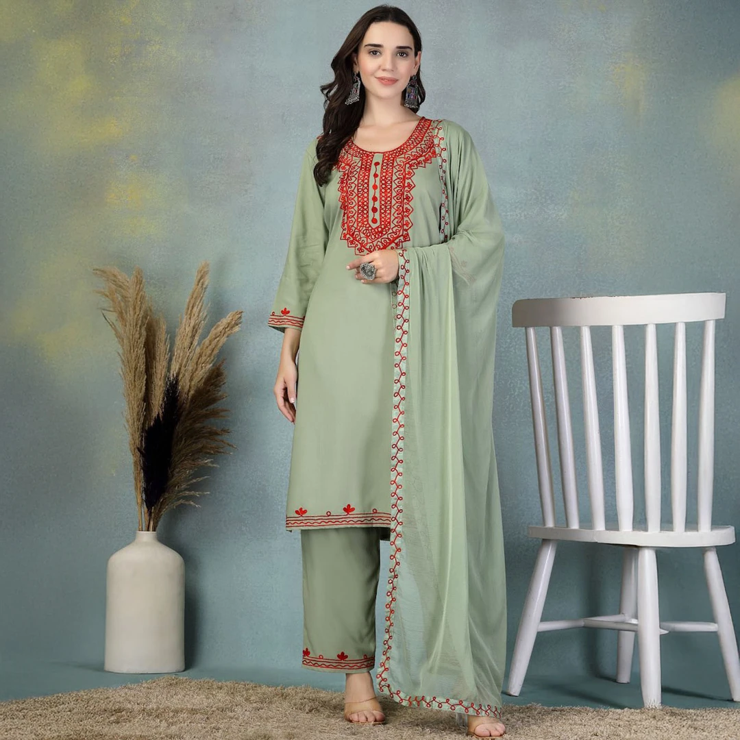 Clo印度进口服装女民族风浅绿色中长款七分袖棉绸薄款刺绣三件套