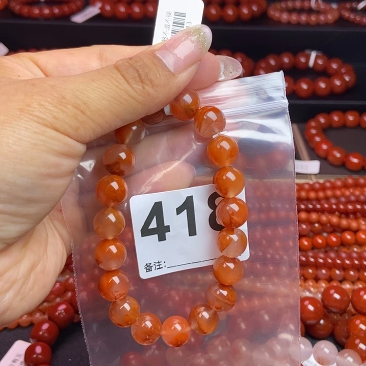 南红玛瑙手串未镶嵌伊*吖