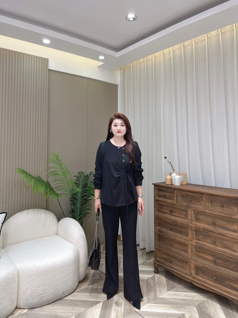 【上新裤子】PMM82155早秋新款休闲时尚百搭高腰微喇裤大码女装