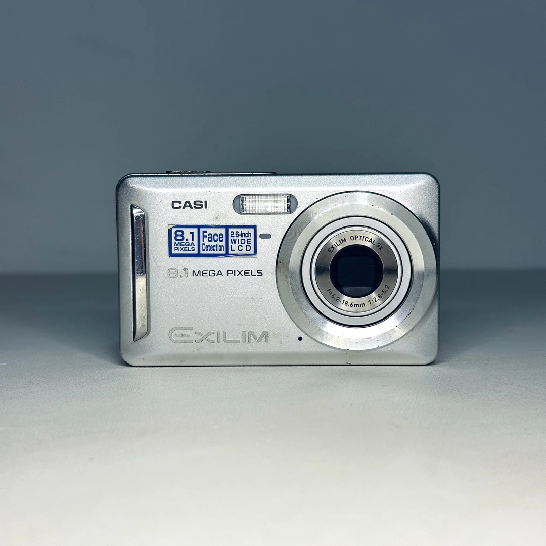 9新 Casio/卡西欧 z9 中文2️⃣810w像素3倍学生氛围感相机