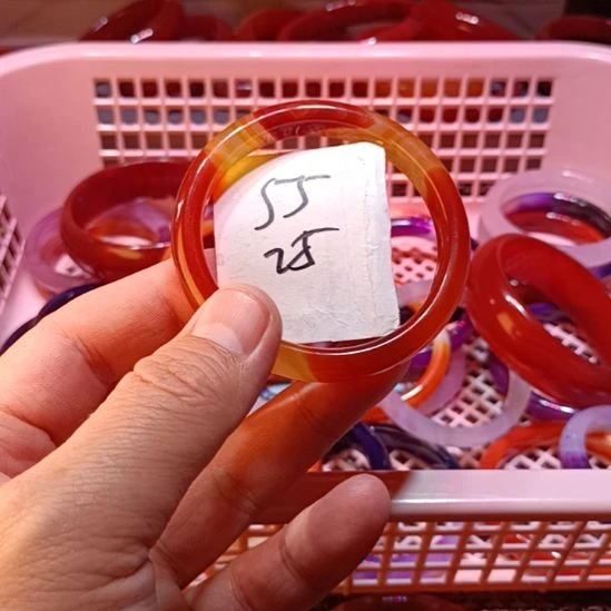 玛瑙/玉髓未镶嵌手镯