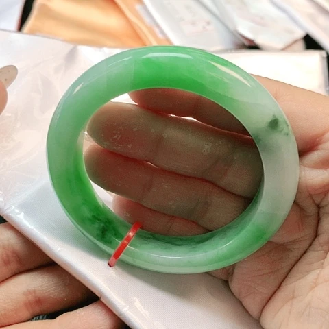 未镶嵌手镯翡翠我****驴1783