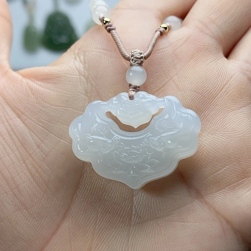 【闪购商品】颈饰未镶嵌和田玉